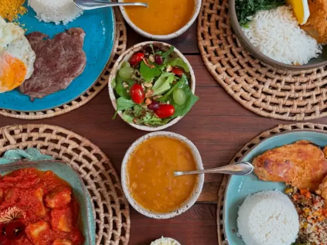 Porta ao Lado Restaurante e Café